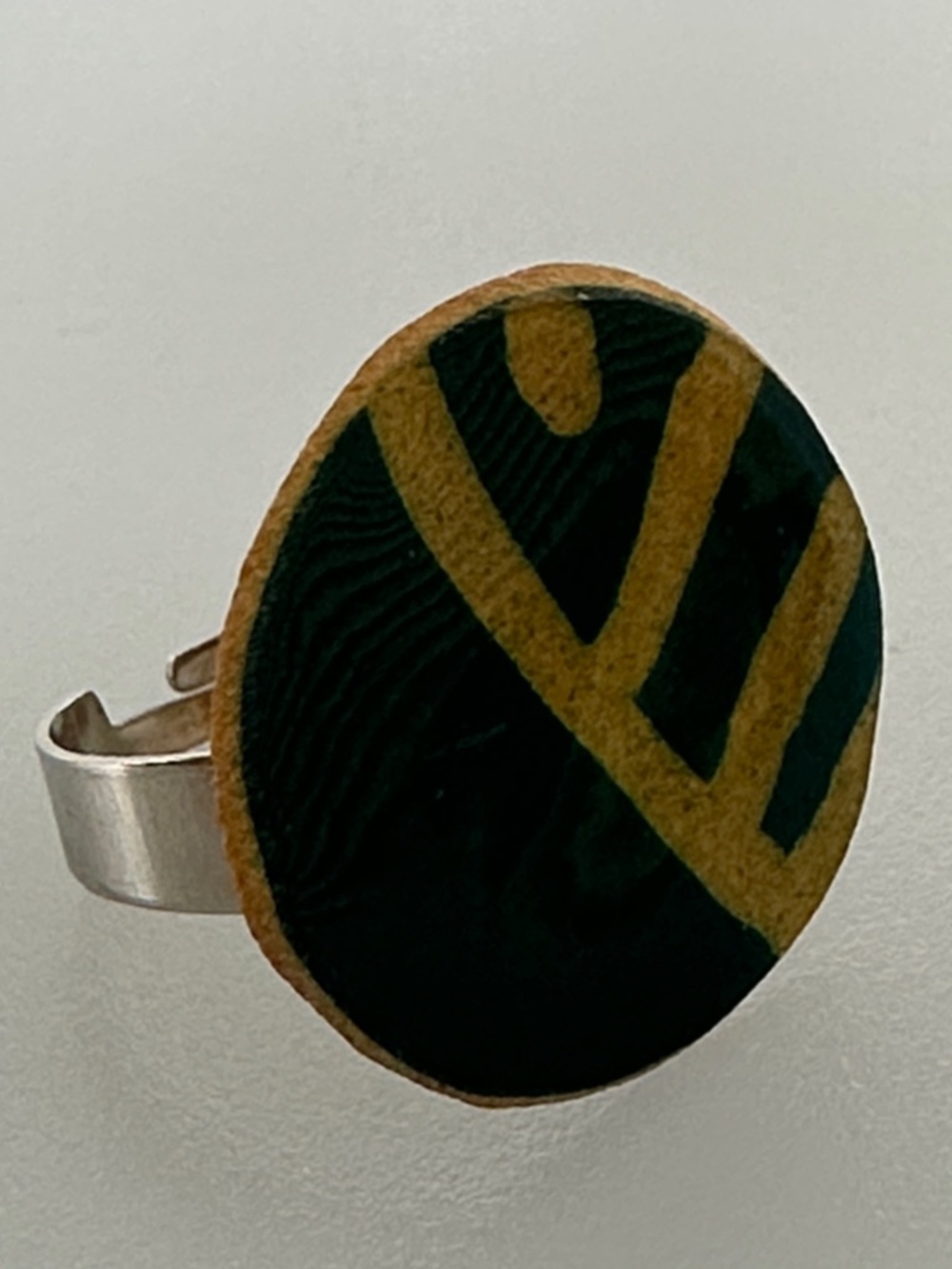 artesian Ring with Abstract Stripe Design